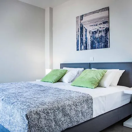 Βίλα Della Luna Βλαχάτα